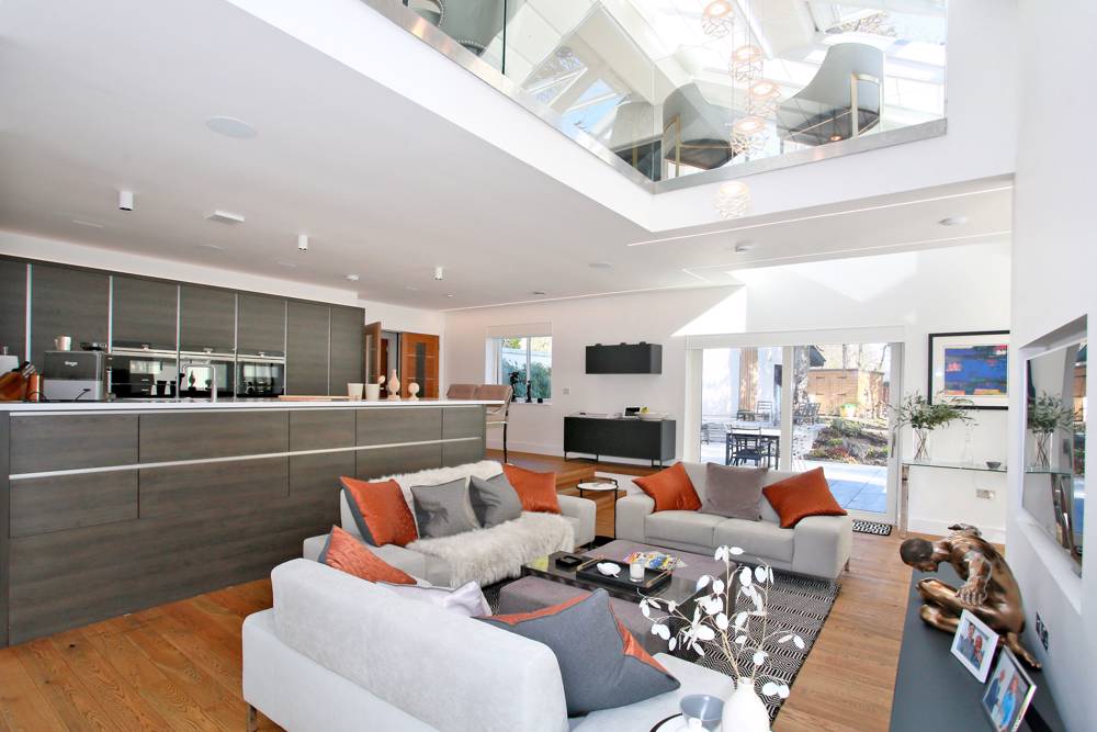 ASPC_UK's tweet photo. This week's #MostViewedProperty, a new-build in Milltimber, is bright, spacious and contemporary, and would make the perfect home for those who love to entertain. Due for completion next month there is still time to put your own stamp on this property: https://t.co/p17IaLprU5 https://t.co/4T8ot1b55D