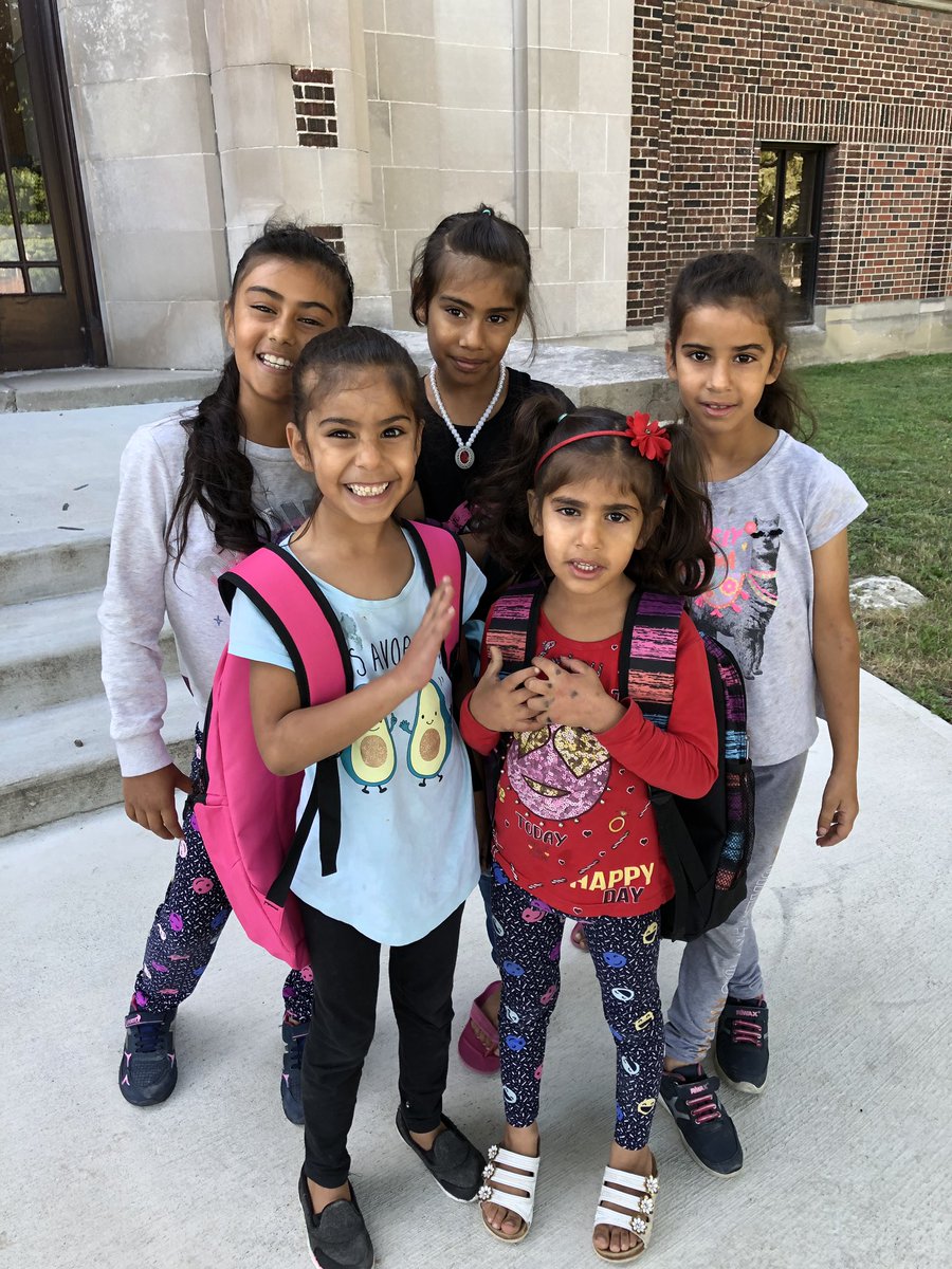 MrsIandolo's tweet photo. We are excited to welcome so many new families to @PrinceEdwardPS. The girls are so happy with their new backpacks and they told me that they look forward to meeting their new teachers and making new friends. #excitingtimeofyear  #newbeginnings @gecdsbpro https://t.co/VMs8wCpevz