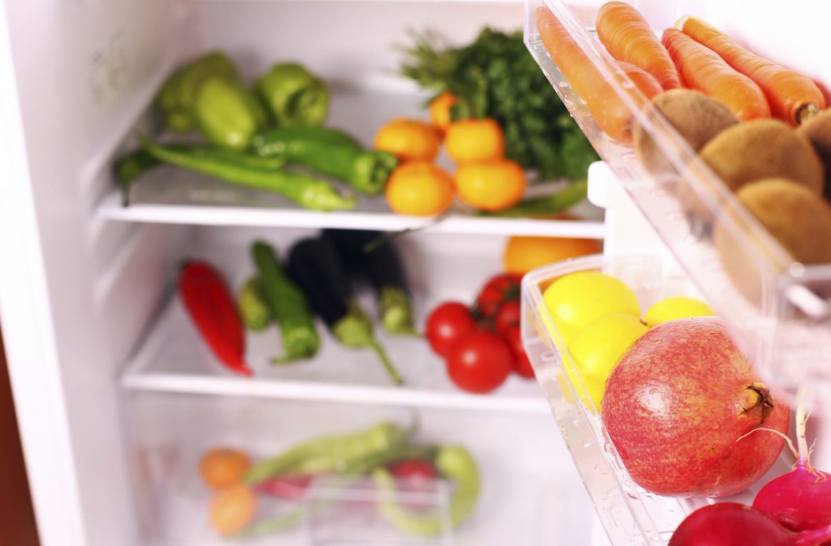 HarvardHealth's tweet image. Nutrients from food, not supplements, help you live longer. bit.ly/2N1nAg6     #HarvardHealth #nutrition