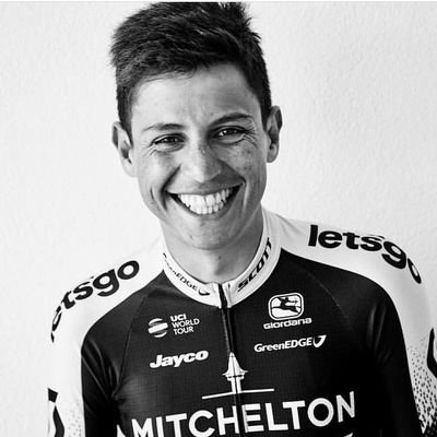 bellainsellaco's tweet photo. ¡Los escarabajos colombianos se tomarán la Vuelta a España!

https://t.co/N52A59IiVn https://t.co/36F14tiaUu