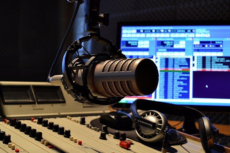 MERCEDESinforma's tweet photo. hoymercedes: Ultimando detalles para los festejos de la Radio https://t.co/0AR1r8kfUs https://t.co/6PHWKUWK0M