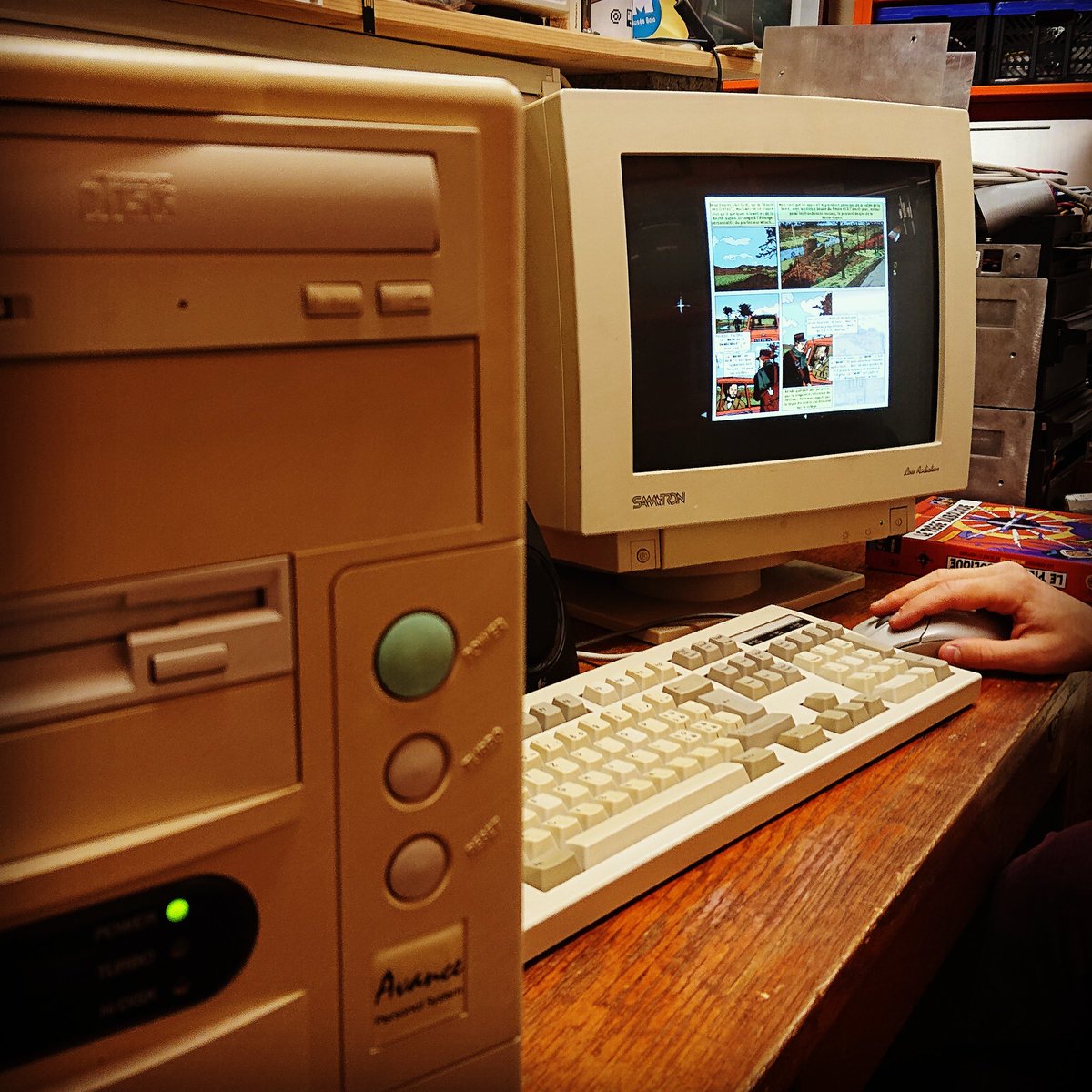 This morning, we were preparing some Windows 95 old PC for an upcoming exhibition. On sort les vieilles machines pour les 50 ans de l'<a href="/EPFL/">EPFL</a>.