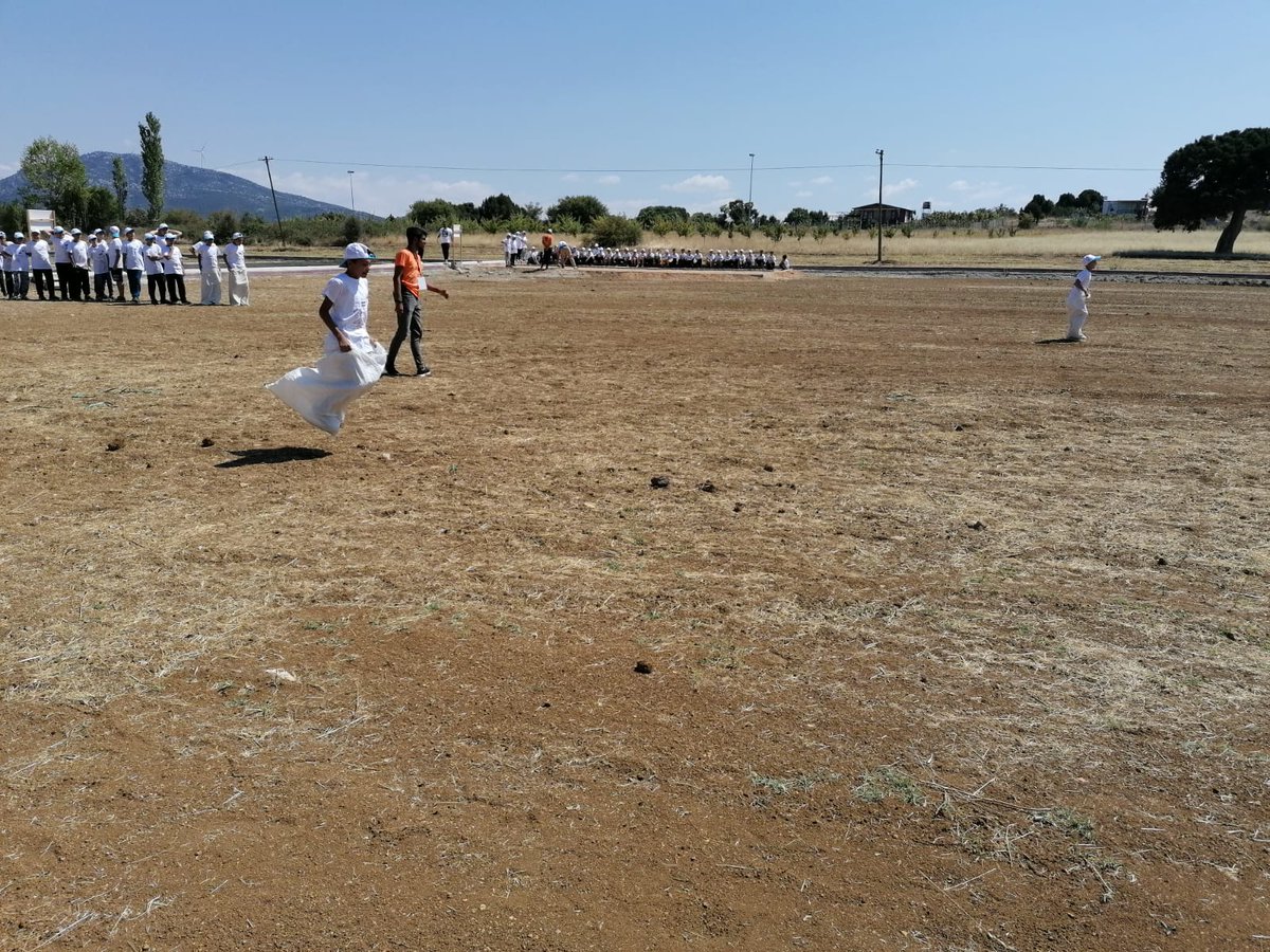 Çuval Yarışı ve Bocce Oyunuyla Kampımız Devam Ediyor...

#konya #atabey
#kamp #bocceball