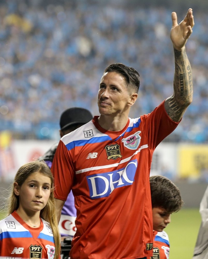 Webftorres's tweet photo. 👏🙌 Torres culmina su carrera bajo el cariño del universo fútbol: “Hoy empiezo una nueva etapa” / @Torres ends career feeling the love of the whole world football: "Today a new stage begins"

👉 https://t.co/vqAYnh7Vr3 

#F9TORRESLeyenda | #TORRES | #F9TORRESLegend | #トーレス https://t.co/JA30PJNTGW