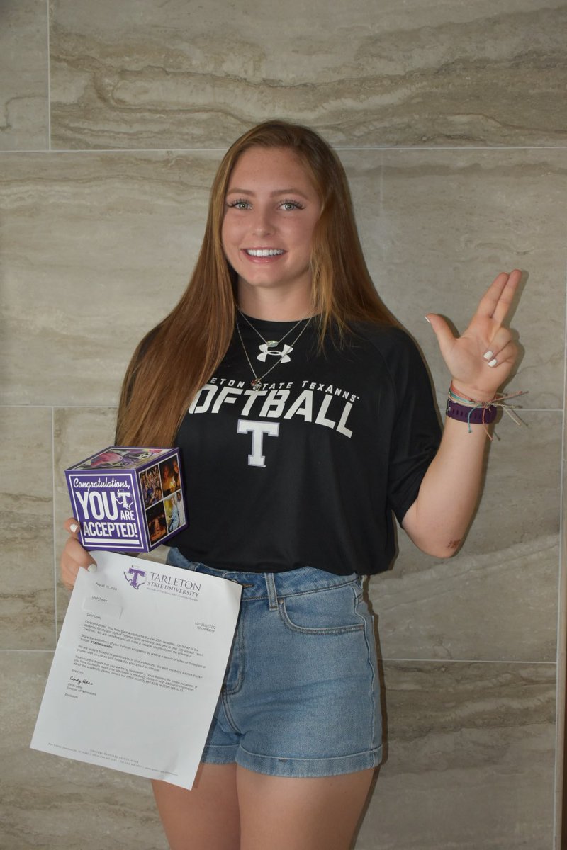 LeahJhune's tweet image. It’s official!!💜💜 #Tarletoncube #bleedpurple