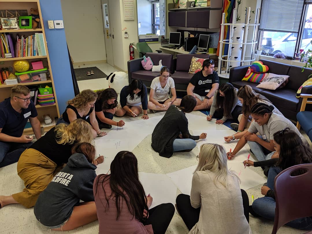 CHEOYouthNet's tweet photo. YNRA's 2019-2020 team orientation. #Day1 #YNRAthisweek #DreamTeam https://t.co/nHvQsW0IVQ