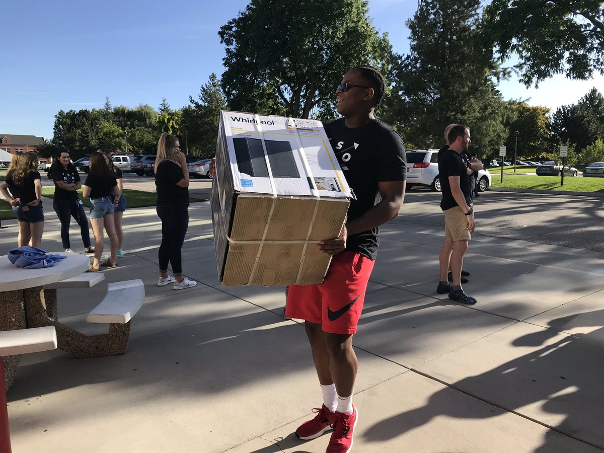 Northwest Nazarene University Men's Basketballš (@nnubasketball) on Twitter photo Guys out @ 7:30a serving our freshman by moving them into their dorms. Starting the school year off right by serving others! #NSO <a href="/NNUSports/">NNU Nighthawks</a> <a href="/nwnazarene/">Northwest Nazarene University</a> Guys out @ 7:30a serving our freshman by moving them into their dorms. Starting the school year off right by serving others! #NSO <a href="/NNUSports/">NNU Nighthawks</a> <a href="/nwnazarene/">Northwest Nazarene University</a>