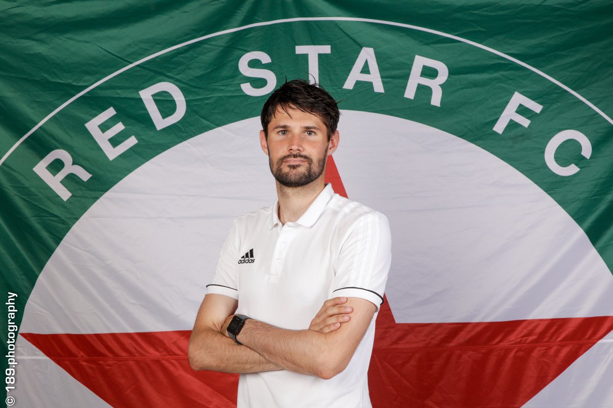 Red Star Fc Joyeux Anniversaire A Pierre Antoine Rolland Notre Responsable De L Ecole De Foot Qui Fete Aujourd Hui Ses 27 Ans Joyeuxanniversairepa Noussommesleredstar By 1photography T Co Evvp2fav9k