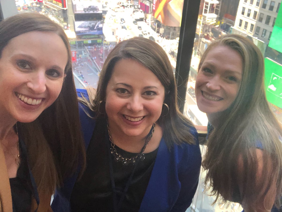 _thinkbink's tweet photo. We had a great time speaking, learning, and networking at the NYC #PoppuloForums yesterday. Shout-out to @PoppuloSays for orchestrating an engaging and insightful event for #ICpros!
@annmelinger @jackieberg_BINK @pyoungclaus #InternalCommunications #EmployeeEngagement https://t.co/KX2DOTqd8t