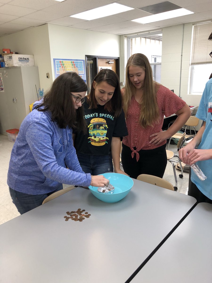 HermitageSchool's tweet photo. Computer Science freshmen were unplugged today in Mrs. Salmon’s @codeorg class. #theHornetWay #welovetocode https://t.co/19EXIg8YIk
