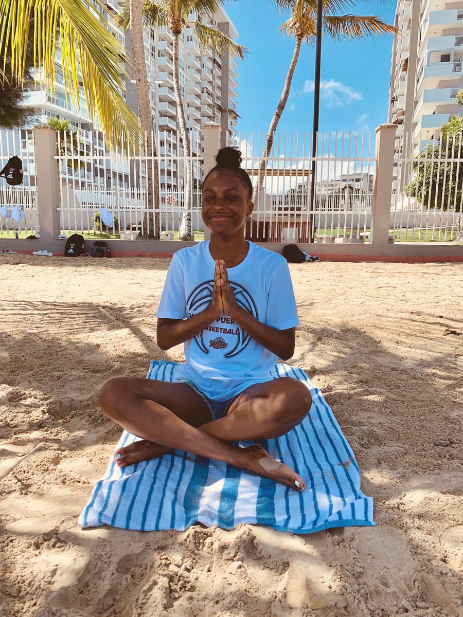 RiderWBB's tweet photo. Namaste from Puerto Rico! The #LadyBronc squad spent the morning doing some yoga on the beach. A little free time/beach time this afternoon & then tonight a kayak tour of a bioluminescent bay. Canβt wait for that! Stay tuned! π΄ππ΅π· #RiderHEART https://t.co/BT5Io5xZk9