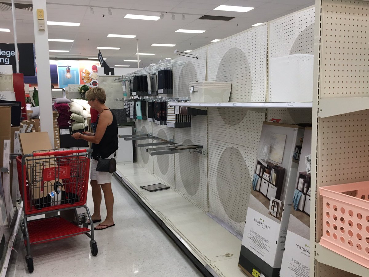 brianmrea's tweet photo. #Target running low on full-length mirrors, storage bins & dorm furniture.
I’ve counted ~50 people in the span of six aisles. #ENNMoveIn https://t.co/pjeRifdTXq