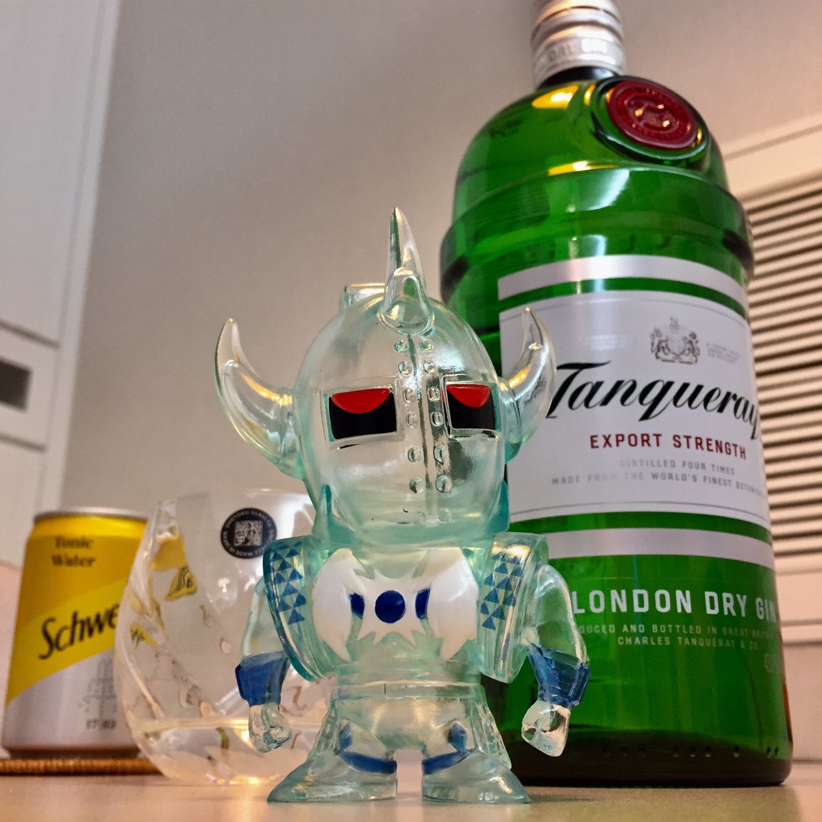 MattcrossF's tweet photo. 今晚好想飲番杯⋯⋯顫湯力!
#kinnikumanallaroundtheworld #kinnikuman #spiceseedキン肉マンシリーズ #akumashogun #tanqueray #tanqueraygin #exportstrength #englishdrygin https://t.co/7u6hQFvOA5