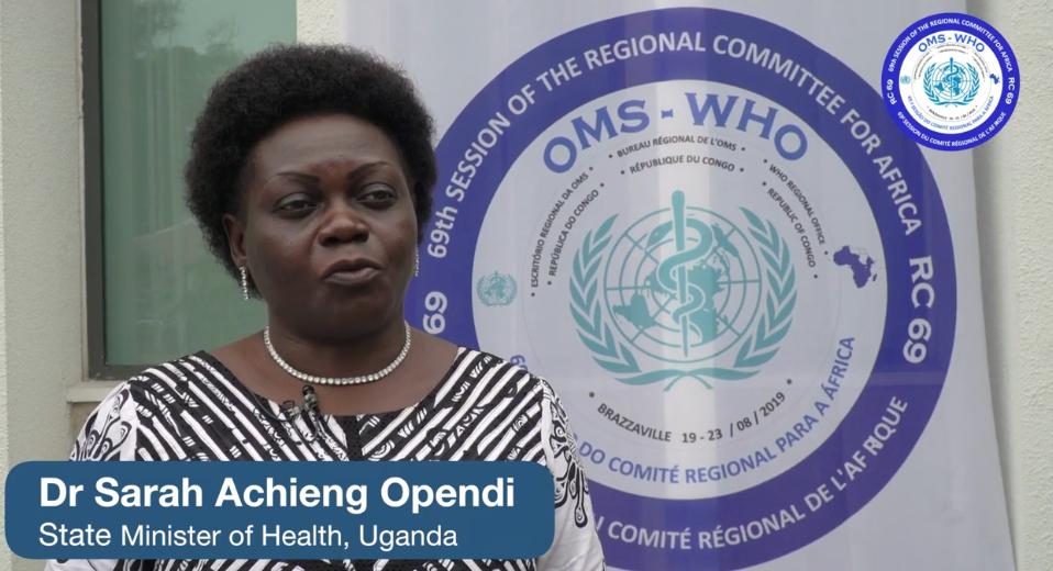 WHOAFRO's tweet photo. 🇺🇬#Uganda's State MoH, Dr Sarah Opendi, speaks at the #RC69AFRO about the role of communities in establishing a strong surveillance system for early detection of outbreaks.
▶️https://t.co/gO5RzXRvAd https://t.co/NS0yrrqZuK