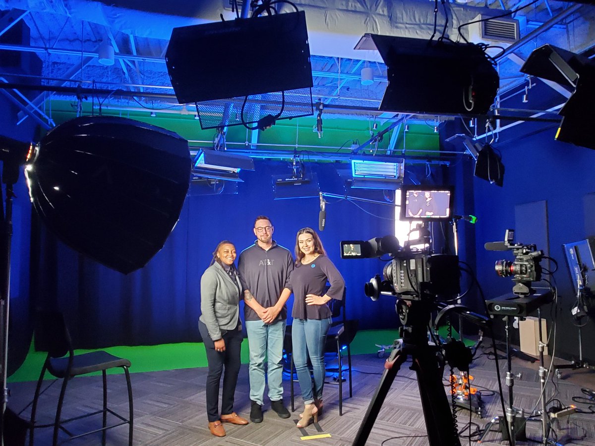 NTX_Market's tweet photo. We are #grateful to have these #fearless leaders representing @NTX_Market! Thank you @blake_tavia @JasPriceNTX @TeamSouthA for being willing to share your story!  #TheNTXFactor #BelieveDallas #LifeAtATT @LisaKLuff @valphillips @thedoscarver @AnthonyMofNTX @fen_prentice https://t.co/vBUSiDsl0r