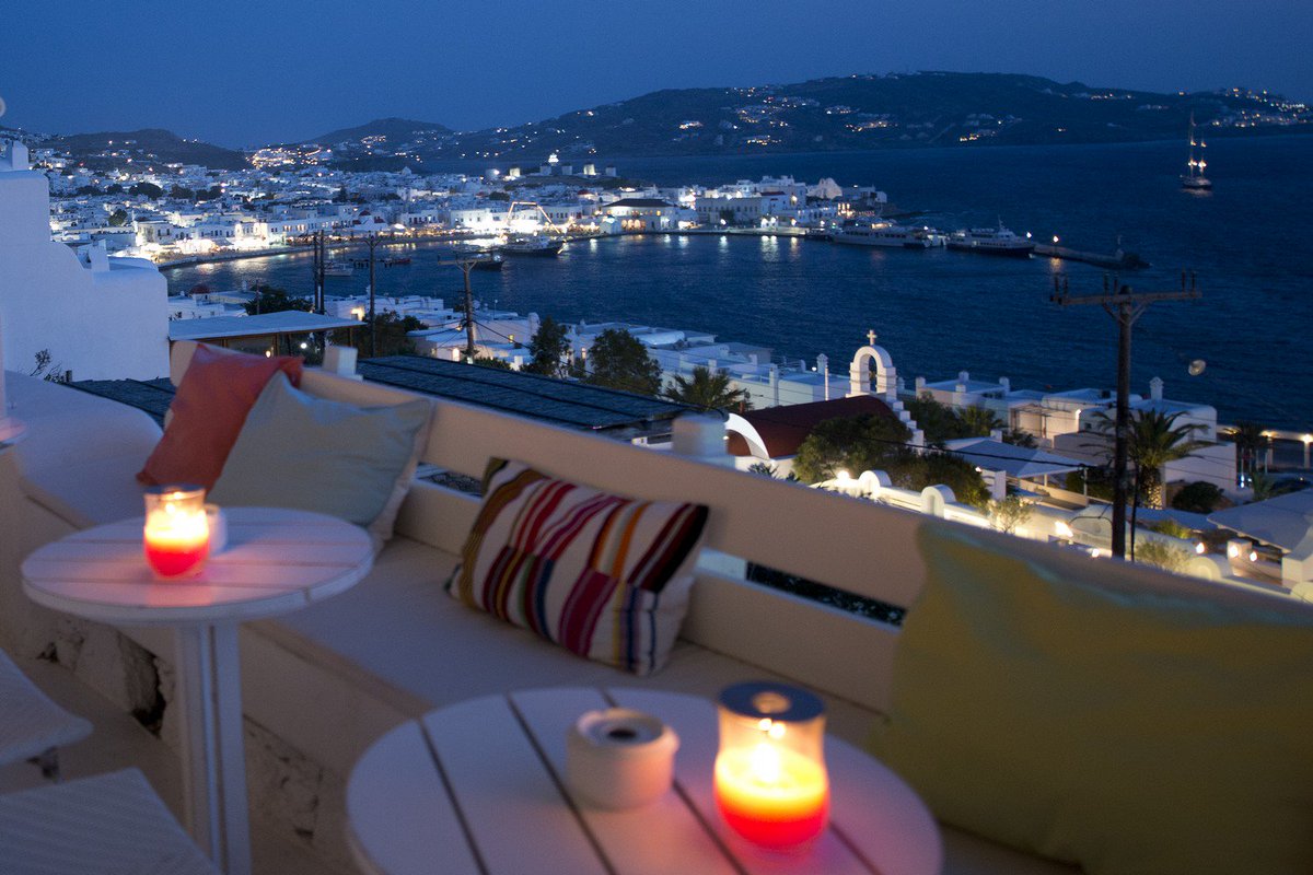 Mykonos_View's tweet photo. Make your Friday night special and surrender!

#mykonosview #bookdirectly #amazingview #sunset #summer2019 #beautifuldestinations #wonderful_places #Mykonos #BestHotels #HotelsToVisit #PlacesToVisit https://t.co/iOAflkIFym
