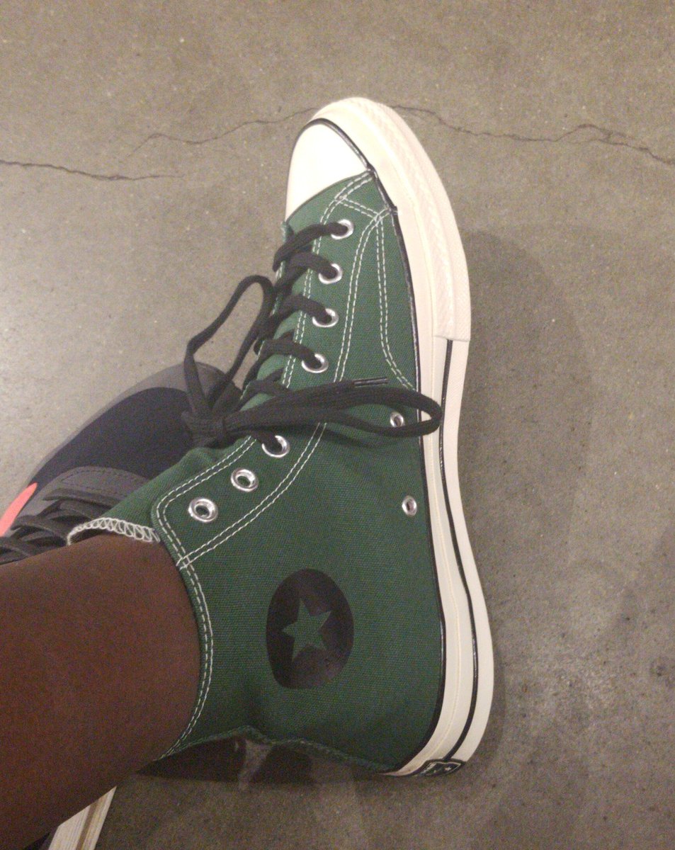 converse heart edition