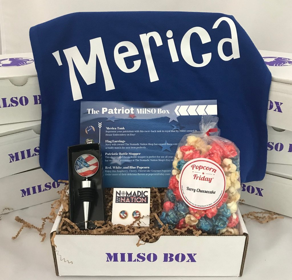 MilSOBox's tweet photo. New box alert! Celebrate your patriotism! Included in this box are products by MilSO owned The Nomadic Nation Shop, MilSO owned In House Embroidery, and Vet and MilSpouse owned Popcorn Friday. #veteranowned #militaryspouseowned #proudtobeanamerican https://t.co/TbkRbbn3He