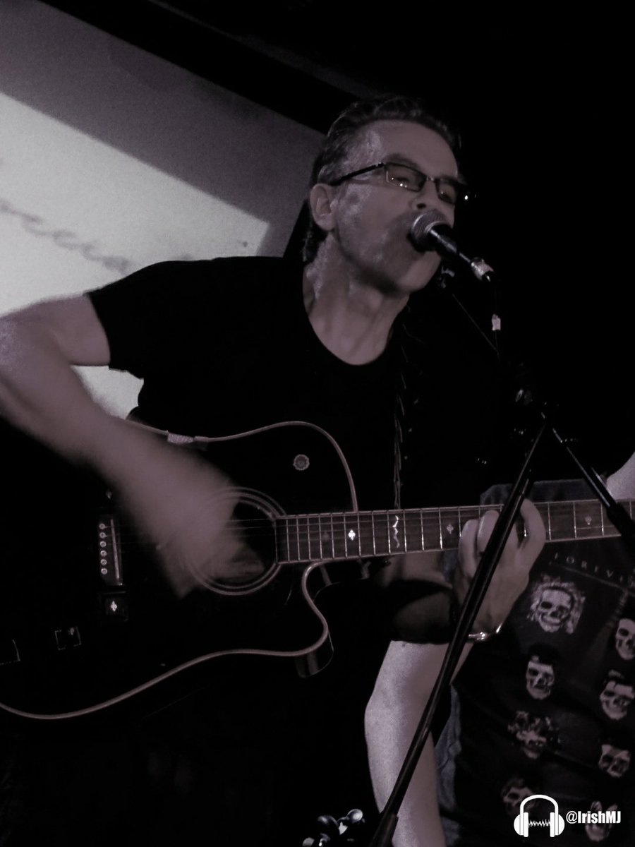 #IrishMusicParty tweet media