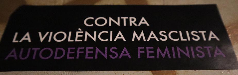 ElAquelarre_pod's tweet image. Ni victimes ni passives DONES COMBATIVES 💪💪
Contra la violència masclista #AutodefensaFeminista 
#FMAS2019 #FestaMajor