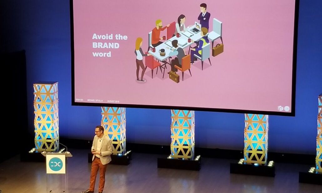 DesignApplause's tweet photo. “DLS (Design Language System) is so much broader (and more important) than "Brand" > 
via @Michael_DiTullo @IDSA @IntlDesignConf #idc2019chi” 🎩 mt @johnskabardonis https://t.co/a7mTfDfQ9s