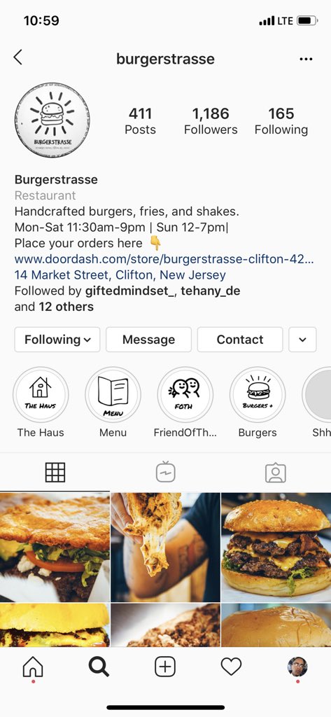StackOfFunny's tweet photo. My Uncles Burger place makes better chicken sandwich beloveds. If you don’t believe me try it yourself. I’d appreciate it if ya would share with friends. Located in Clifton, NJ📍 https://t.co/tnYaVOlQEn