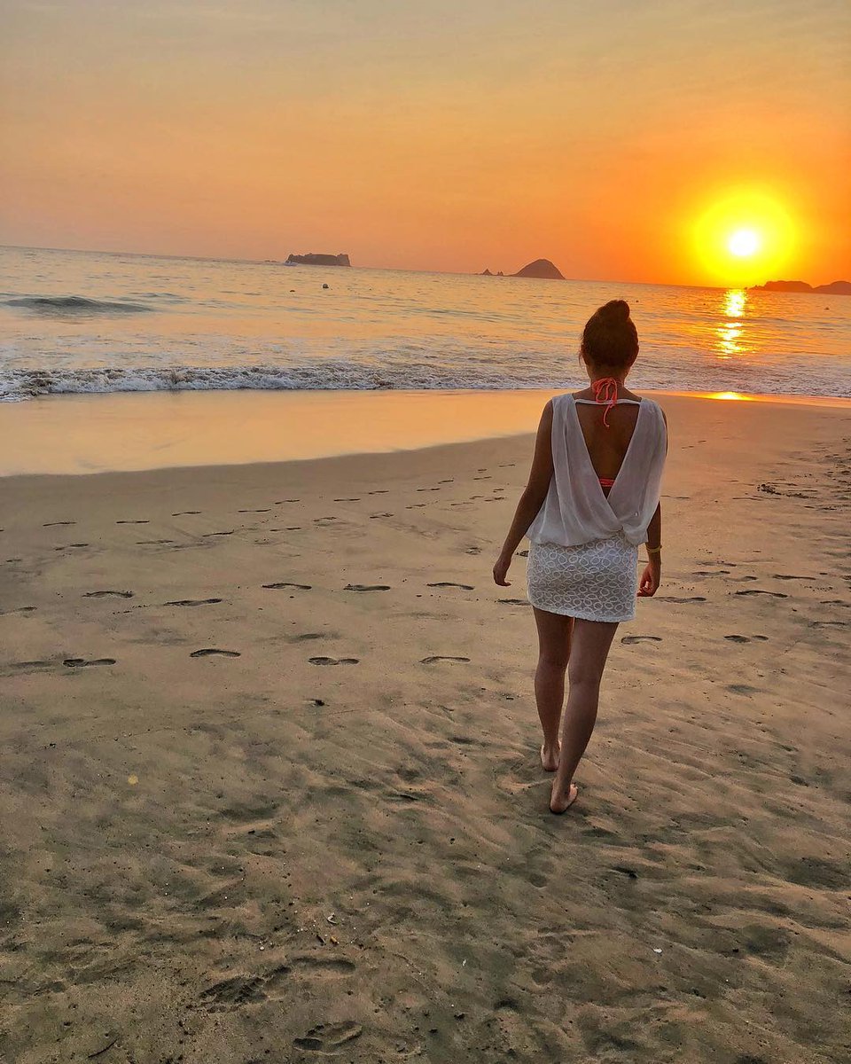 BarceloIxtapa's tweet photo. Con su inconfundible reflejo en las aguas del Pacífico, Ixtapa deja huella.
📸: @mon_rmzs
#BarceloIxtapa #Ixtapa #BarceloMoments #Mexico #ixtapazihuatanejo #visitmexico #ixtapabeach #Guerrero https://t.co/oTgSGIpCAv