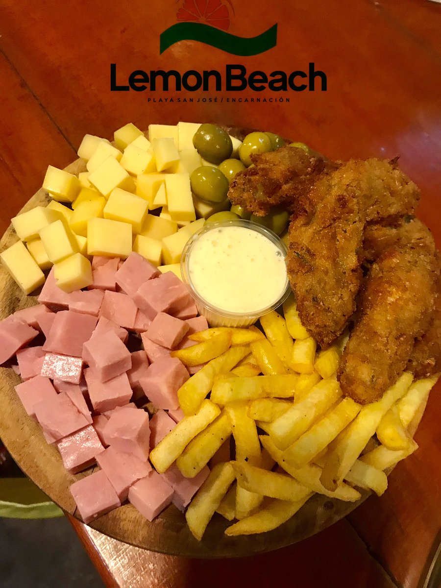 lemonsanjose's tweet photo. Momento ideal para unas picadas con 🍺🍺 bien frías!! 
#LemonBeach🌴
#PlayaSanJosé https://t.co/vTyEuw7kTA