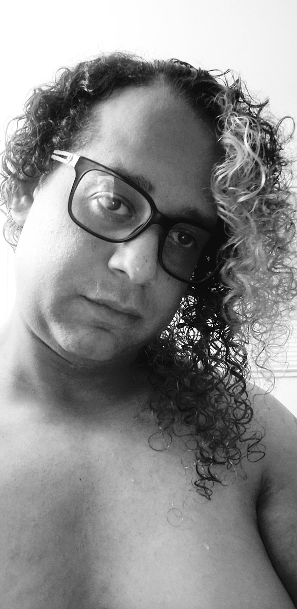 gurl_toni's tweet photo. I call this one "lonely, sad, depressed, happy but I always move forward". #GirlsLikeUs #TransGirlTwitter #TransRights #TransLove #MTF #HRT https://t.co/MMU5lb3DKc