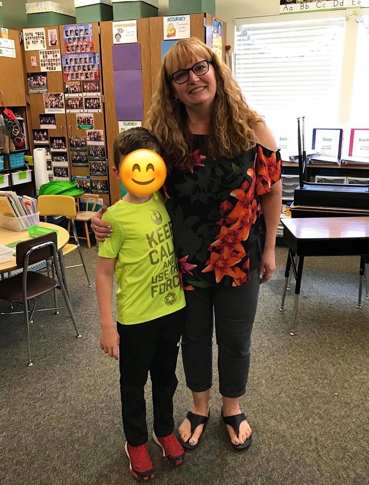 tmlusby's tweet photo. @LLPJMadrigal 
Hi Peter!
#teacher of 2nd grade in #WA🍎
#Mission= ignite intellectual curiosity and❤️of learning to provide the foundation👦👧need to succeed in life and go beyond and make a better 🌏. 
https://t.co/xoIjaxkx0d  
#clearthelists 
#teachertwitter 
#support_a_teacher https://t.co/bAPOPLABJY
