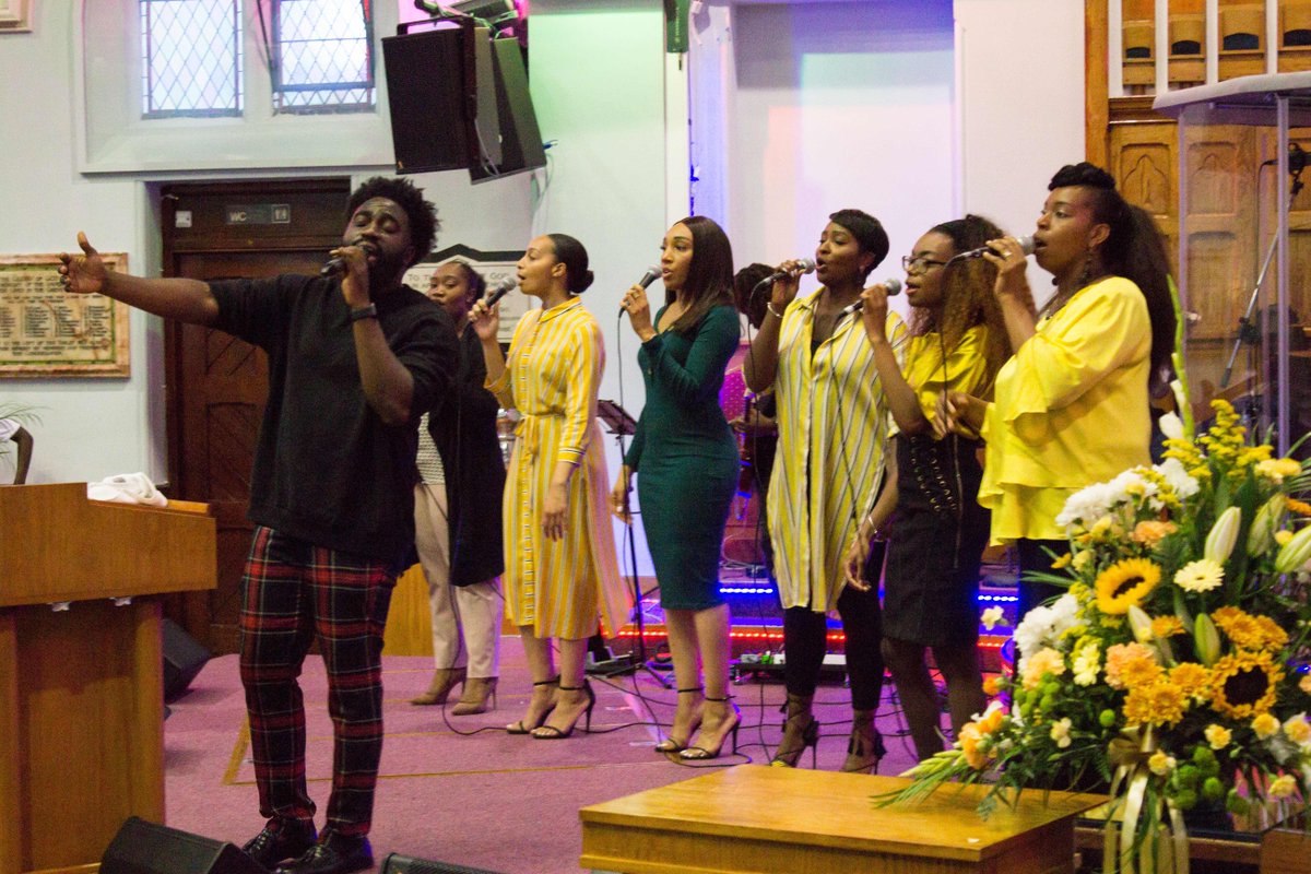WorldwideNTA's tweet photo. ⠀
⠀
Here’s what you missed from last nights celebration service with Emmanuel Smith @Emma anuelsmith_ and NTA’s Creative Arts Ministry⠀
⠀
Join us tonight at 7pm for our Celebration Service with our very own speaker Revd Sharlette Reid @shar.e.reid 
⠀
#NTALivingHope https://t.co/bkRKMBExh7