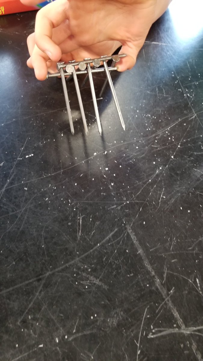 GrantTechEd's tweet photo. Challenge of the day: Can you pick up 10 nails while only holding onto 1? Our Technology Exploration students used their problem solving skills to figure it out! https://t.co/y6zQPDKmft