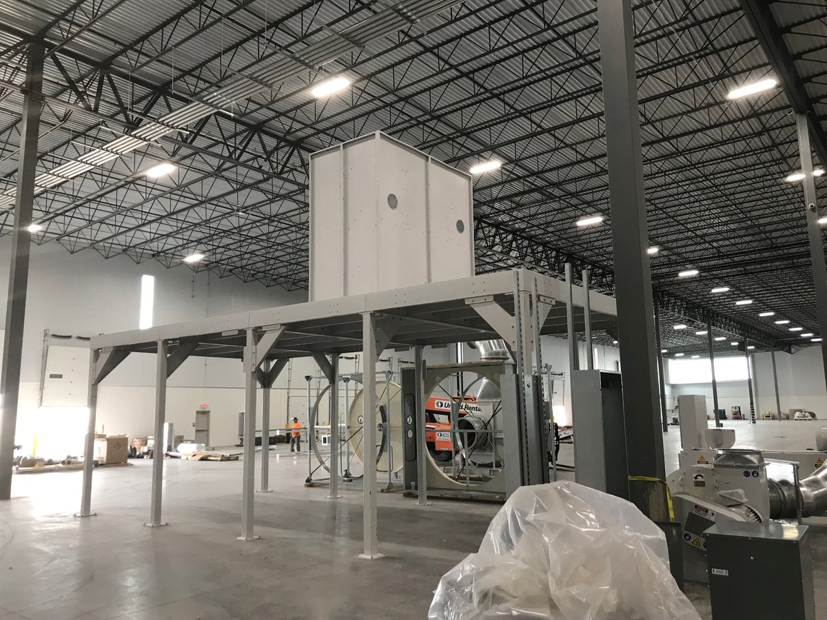 SCEnvironmental's tweet image. Another CCM Filter installation in progress, helping to bring #cleanair to this #corrugated box plant. #simpleandsafe