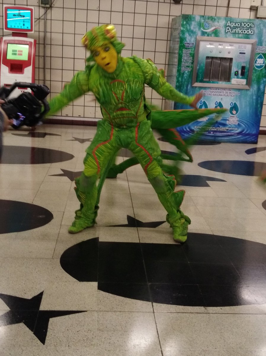 ClaudioPrietoA's tweet photo. @redbipchile #bipcirquedusoleil @redbipchile quiero ir https://t.co/NgbUTH0Aji