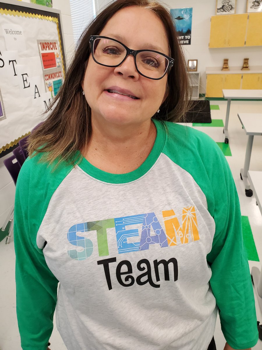 MsLuster_SLES's tweet photo. It's Official... Ms. Burke is one of the SLES STEAM Team! @StratfordLndgES @FCPSSTEAM #PilotProgram #CloseTheGap #Excellence #LevelIVForAll @fcpsaap #ChangeLives https://t.co/qkjllKH5FY