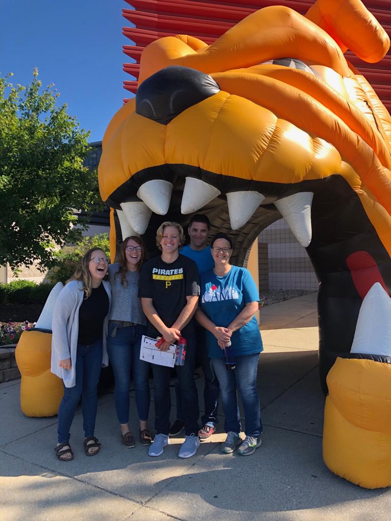 Tim_Ford72's tweet image. Our youngest is off to college...how did this happen? #proudpapa