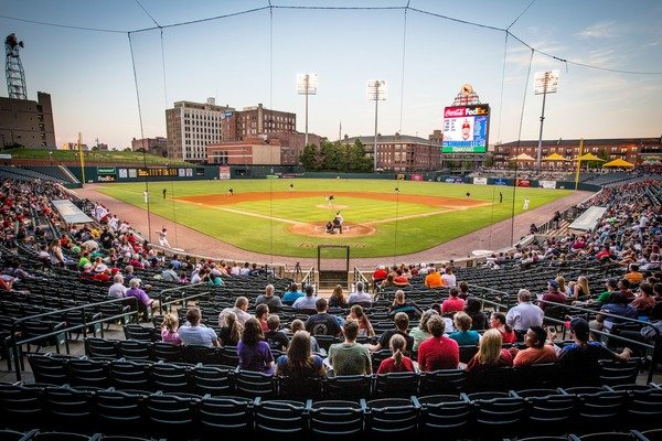 ilovememphis's tweet photo. It's the last regular season home-stand for the @memphisredbirds! RETWEET THIS for a chance to win FOUR FIELD BOX tickets for a game tonight, Saturday, or Sunday. I'll pick a winner at 5 p.m. today (Friday). 
You can also enter on Instagram: https://t.co/EXxUE9JSvl https://t.co/6bTqwlpNTm