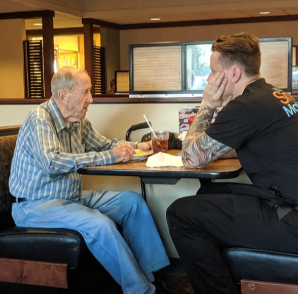 101wixx's tweet photo. A young man waited on a lonely 91-year-old recently at a diner in PA. Patrons in the restaurant were touched by his compassion...it's @coreycarter101's #145FeelGood
https://t.co/zdmRoHCdyN https://t.co/cYXhKXWGaq
