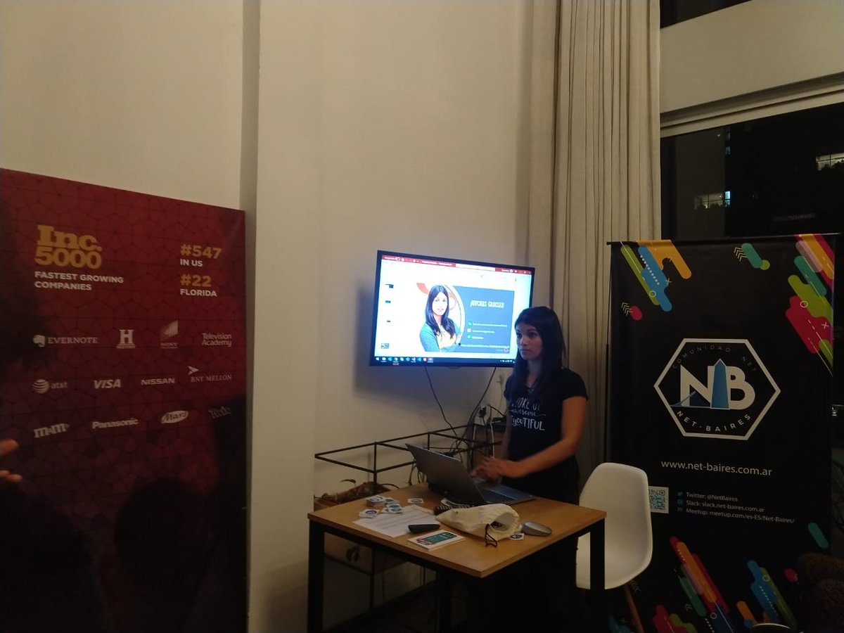 Segurizando tus apps con IdentityServer y .netCore. Gracias <a href="/NetBaires/">NET-Baires</a> una vez mas por invitarme a participar como Speacker!! Para quienes esten interesados pueden  encontrar la PPT de la charla y sus demos en github.com/sabrina-orue/I…  🙌