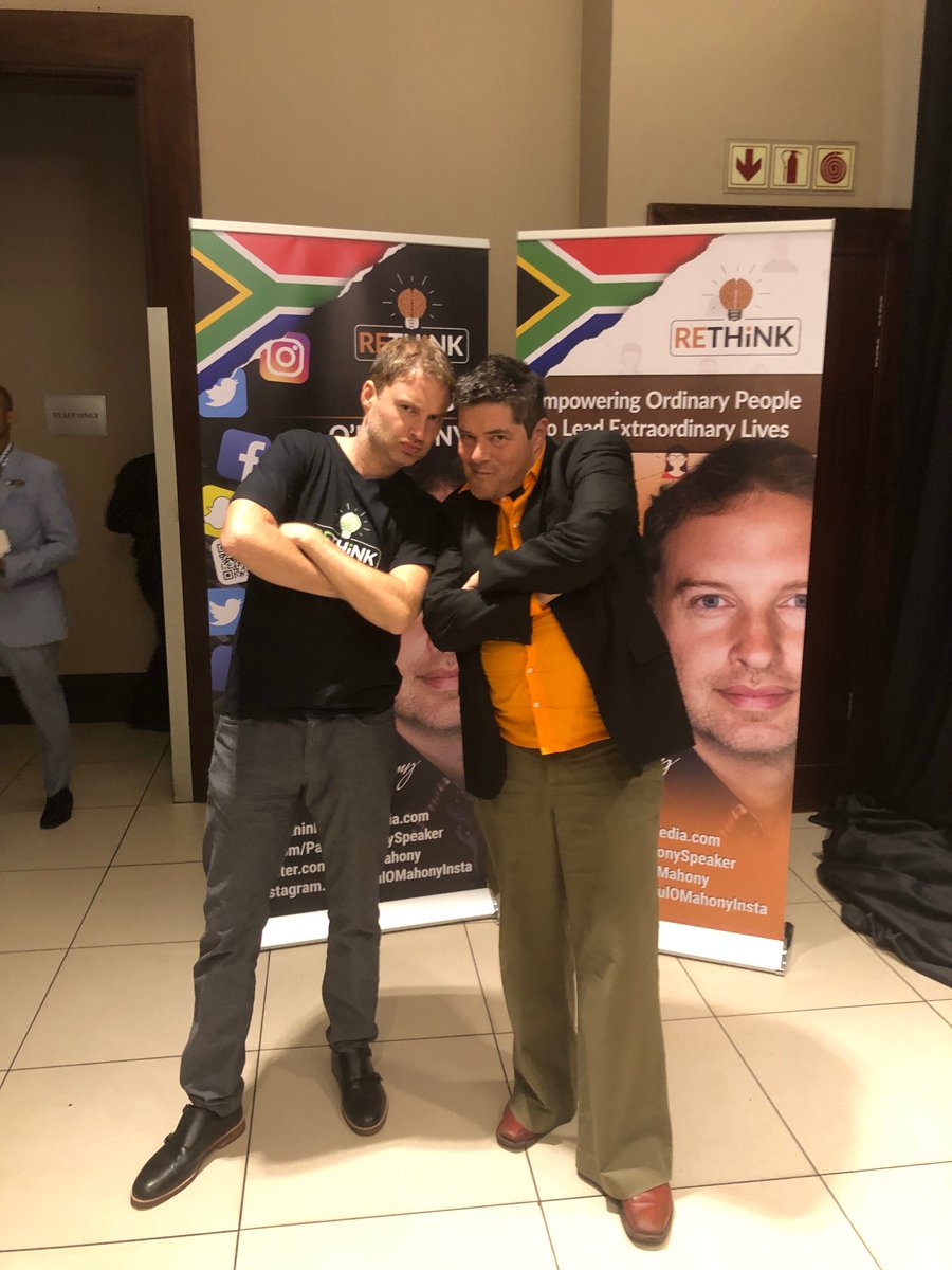 michaelleetv's tweet image. Here with ma&apos;homey @PaulOMahony - day 1 of his famous #OnlineBusiness Mastery workshop 1st time in SA, our @Twitter competition beats the heck out of #FreeCodeFridayContest or all this dirty #DavidKoch news. Pls RT me Paul! It will change the world. 🤪
#rethinkandgrowrich