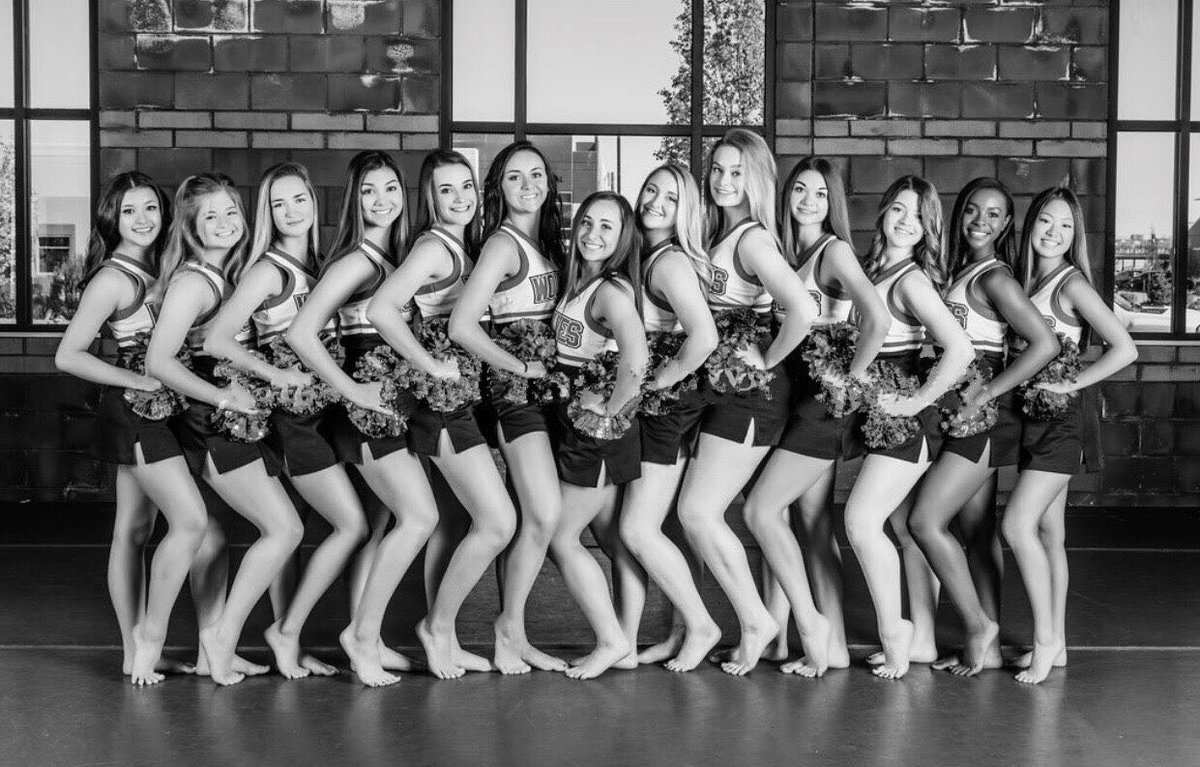 yana_baravik's tweet photo. 🚨🚘COME SUPPORT YOUR VARSITY POMMIES AT OUR CAR WASH TOMORROW!!🚘🚨 The car wash is from 9:30-2:30 at the Westerra Bank on Smoky Hill!💙 @GHSpoms https://t.co/QDv00Ju4lH