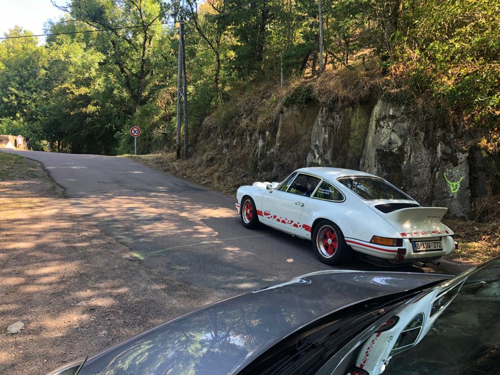 ManresaClassicR's tweet photo. Día de reconocimientos en el Rallye d'Autun Sud Morvan
#Inturotel #InturotelCalaEsmeralda #Santanyi #CalaEsmeralda #CaladOr #AlpineA110 #ClassicCars #FrenchCar #RenaultClassic #ASAMorvan #RallyeAutun #AlpineCars https://t.co/IiEXzo0gtb