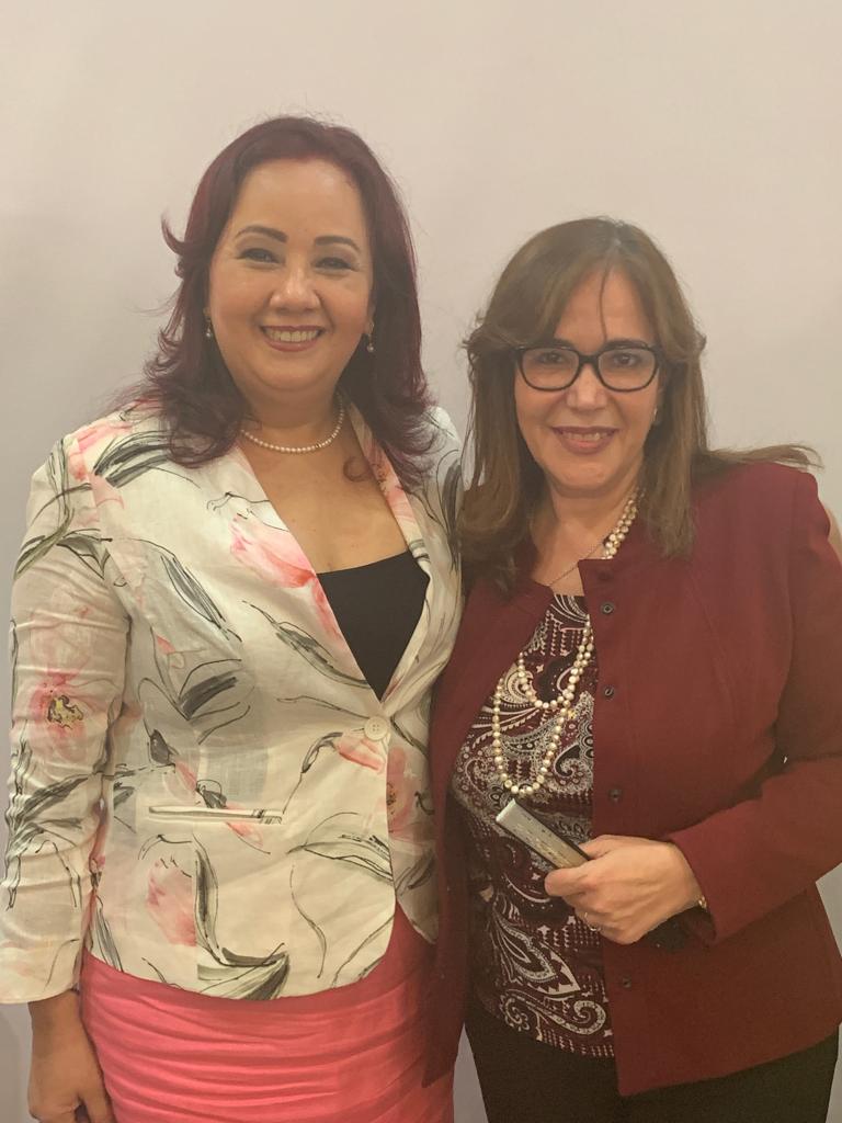 yeidckol's tweet photo. Quiero felicitar al Senador de #Morena @MiguelANavarroQ por su magnífico 1er Informe Legislativo. La #4taTransformación continua. #Yeidckol https://t.co/JPKn5AXRin