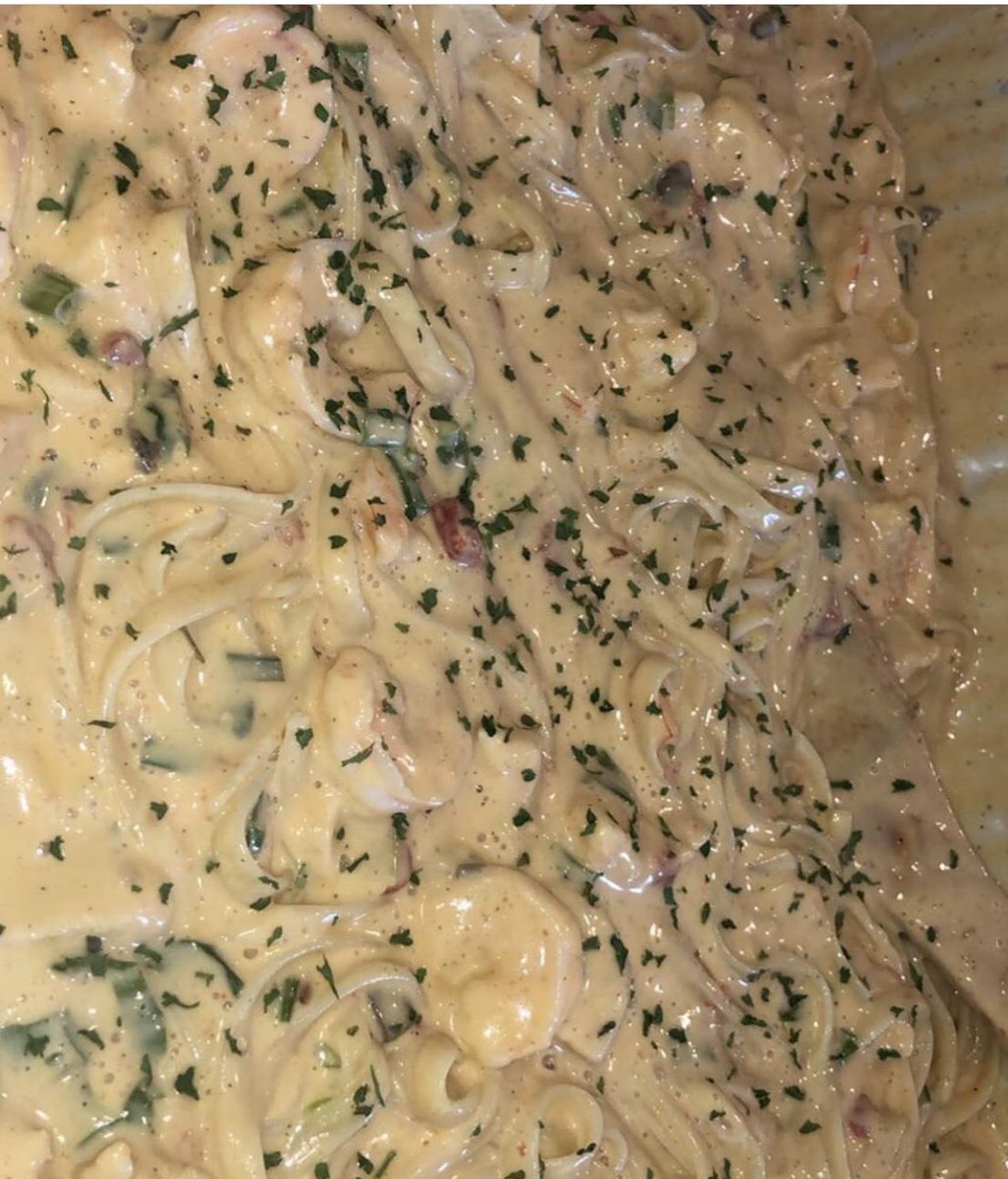 CHEFBUCK10's tweet photo. ALL THE HYPE ABOUT POPEYES YALL NEEDA TAP IN WITH BUCKS BOUDIN . WE SHIP TO ALL 50 STATES( dm for details). Located in Houston/ Spring Tx (food truck coming soon) . SUPPORT BLACK BUSINESS. We will bless you with this Cajun flavor . A simple retweet can get us more exposure . 🤘🏾🤙🏾 https://t.co/jh4SRYyuv5