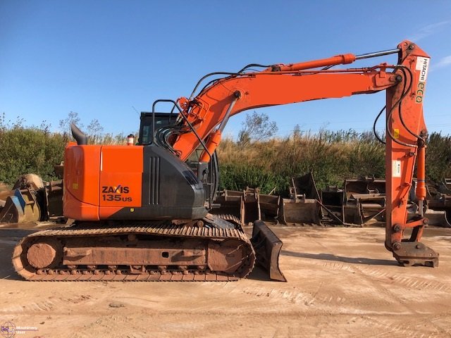 MachineryUser's tweet photo. Hitachi ZX135USB-5B Excavator: https://t.co/sJD6S6Zuyu 
Company Name:
Capel Machinery Ltd
Phone:
United Kingdom (+44)07432254707
Email:
mark@capelmachinery.com #hitachi #machineryuser #freeadvertising #machinery #constructionmachinery https://t.co/ItXSeJIyWN