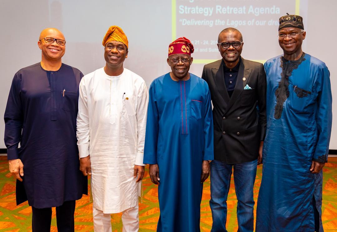 Today, @AsiwajuTinubu and HE @tundefashola attended a session of the ongoing retreat for Cabinet Members and Permanent Secretaries. It was a good day to learn from these two men who raised the bar of governance in Lagos.