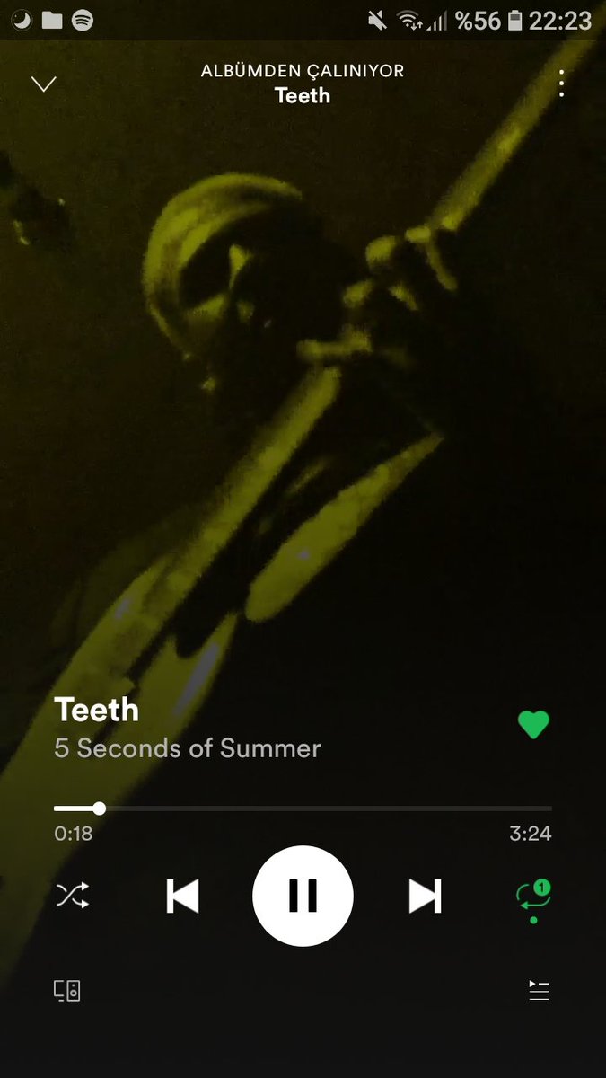 kylieselg's tweet image. #TEETH is on repeat. 🖤💛 @5SOS @Ashton5SOS @Calum5SOS @Luke5SOS @Michael5SOS #StreamTeeth