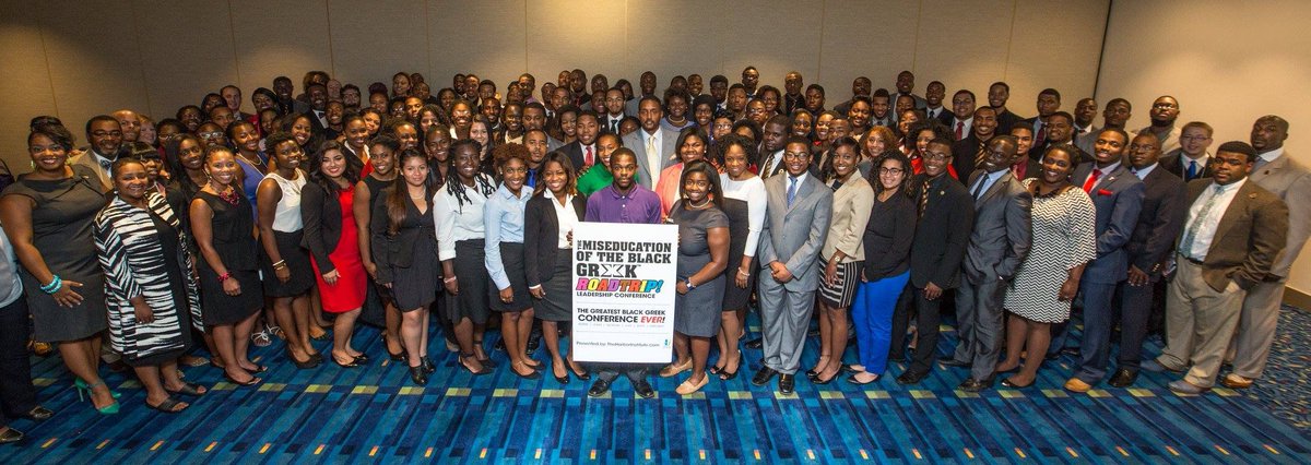 harborinstitute's tweet photo. Year 5-We moved @HIroadtrip to the dirty. Connected w/ more schools in the south. Expanded our advisors track. Added a dope town hall panel @SpelmanCollege that explored entertainment, government + entrepreneurship @FredWhit Travis @HBCUPrideNation #HIROADTRIP #flashbackfridays https://t.co/ZK8pVGq2n5