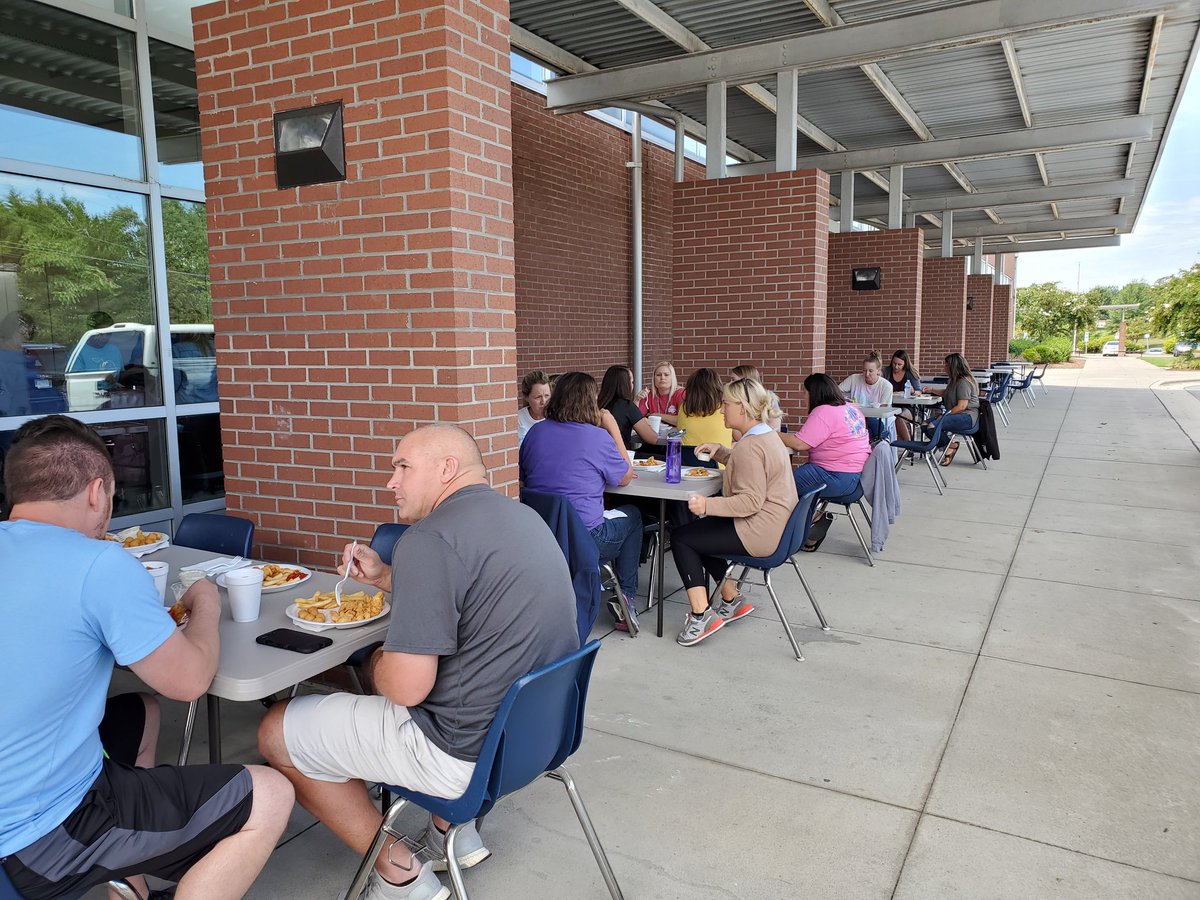 babspov's tweet image. We welcome Pearce Elementary School to our Restorative Practices efforts...great team planning and a surprise fish fry for lunch! @mcmille21 @GCS_DEI_Office @GCSchoolsNC