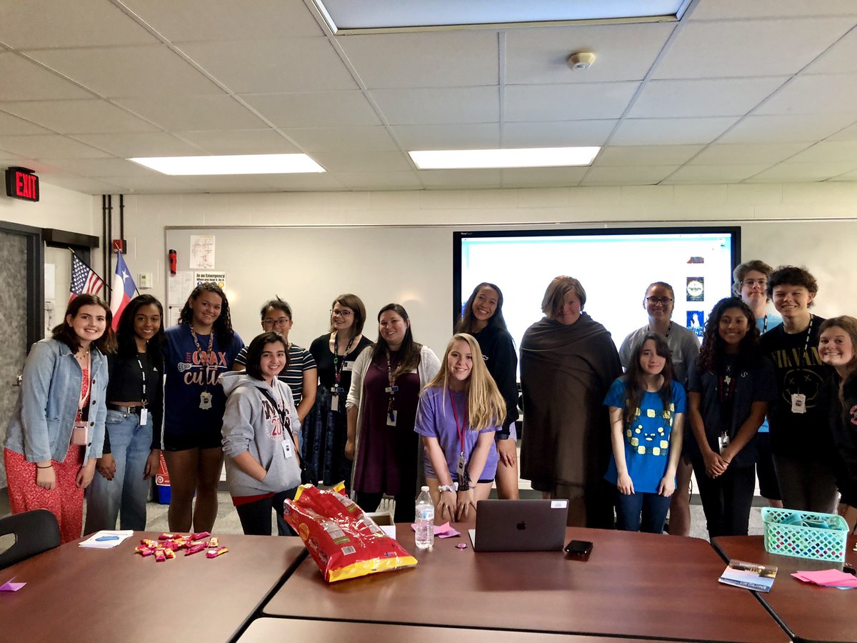 Everybody’s favorite <a href="/Coppell_Library/">Coppell Library</a> librarians, Morgan and Molly, stopped by the room today to talk books and publishing opportunities. Always the best! #savedbythepbl